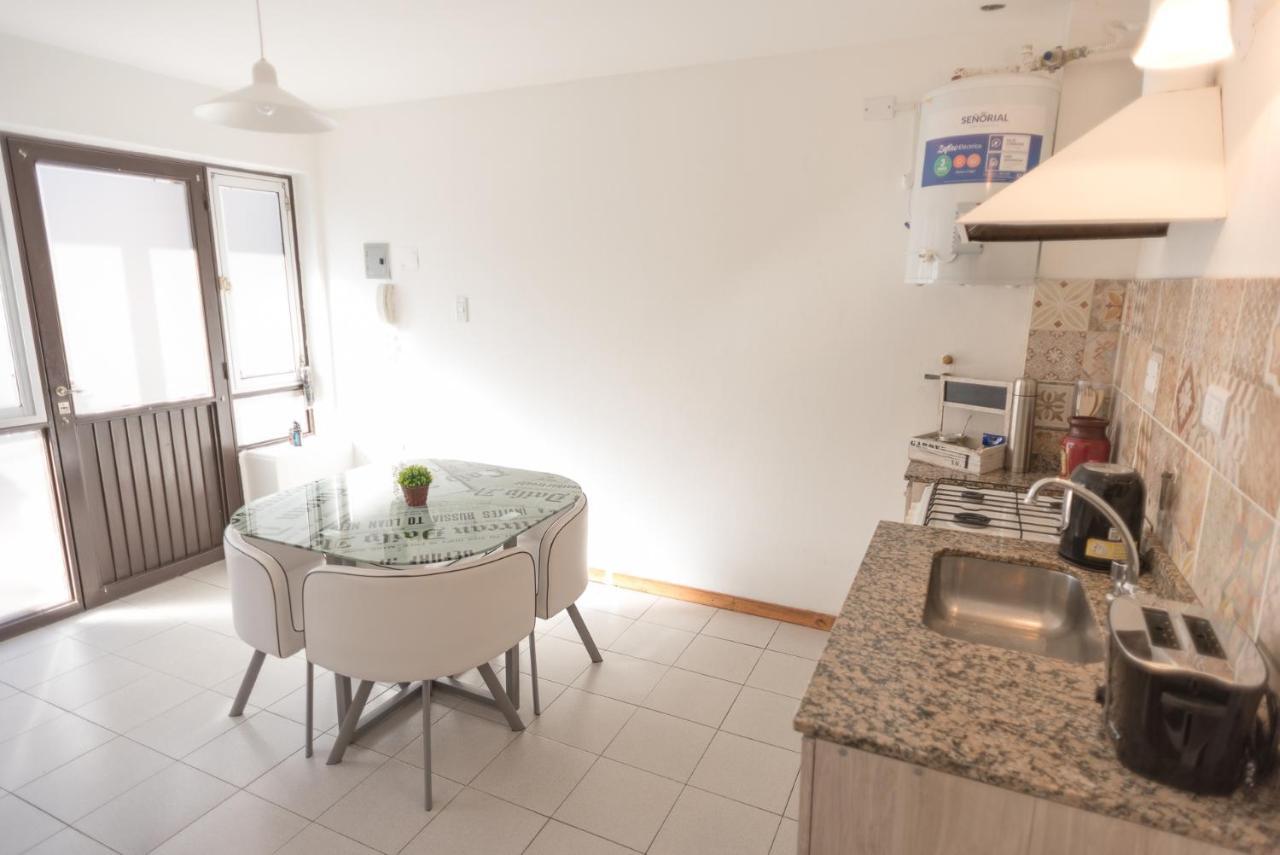Apartamentos Quinta Seccion Mendoza Buitenkant foto